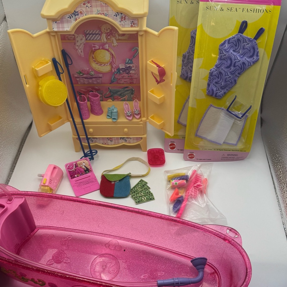 Barbie Mixed Lot Furniture Accessories Clothes Shoes Wardrobe Tub Vintage/ Newer